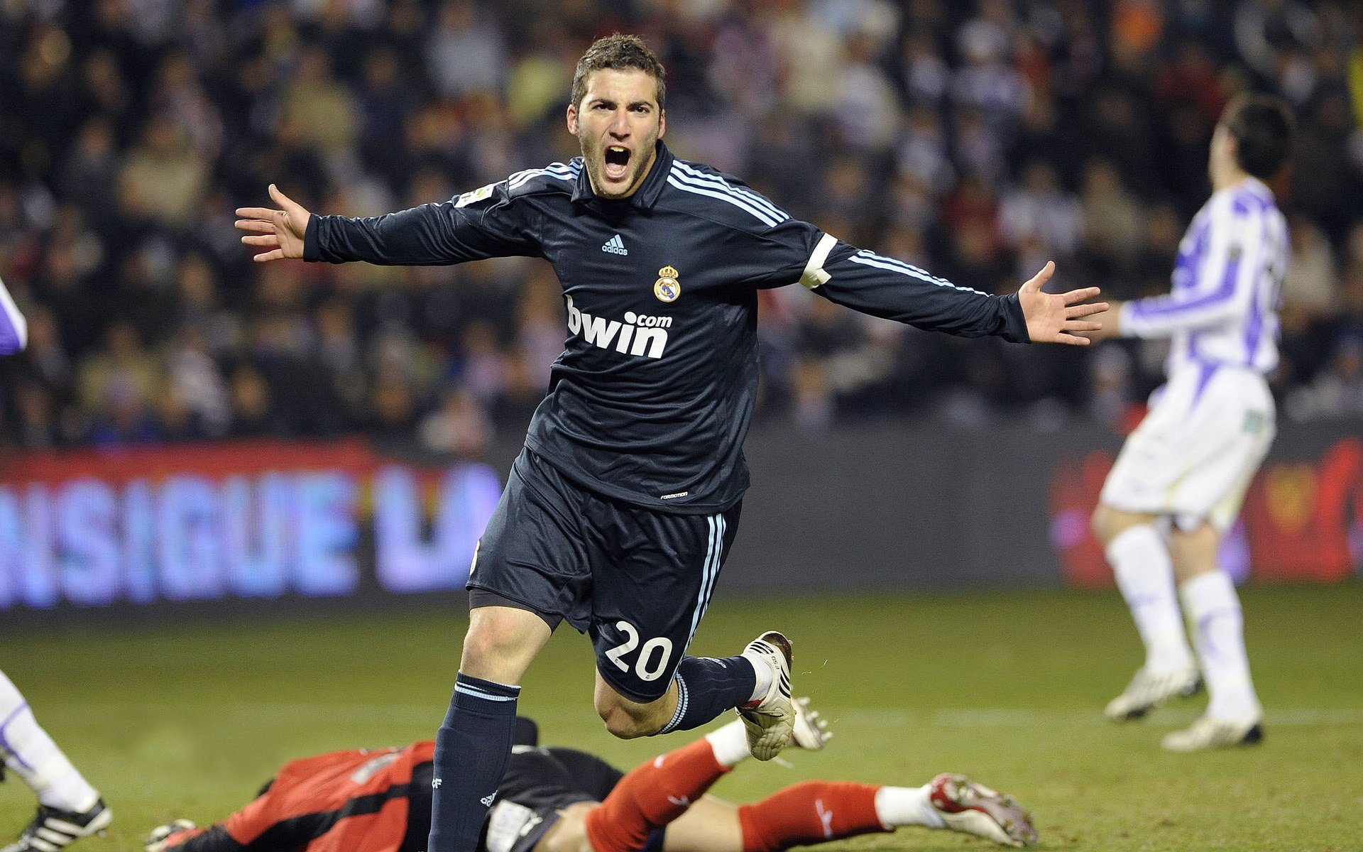 _赛事组织者谈：如何应对突发状况与挑战_，应对突发状况的关键